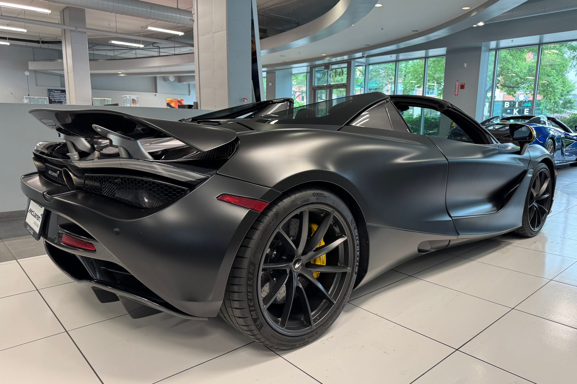 2022 Mclaren 720S Spider photo 9