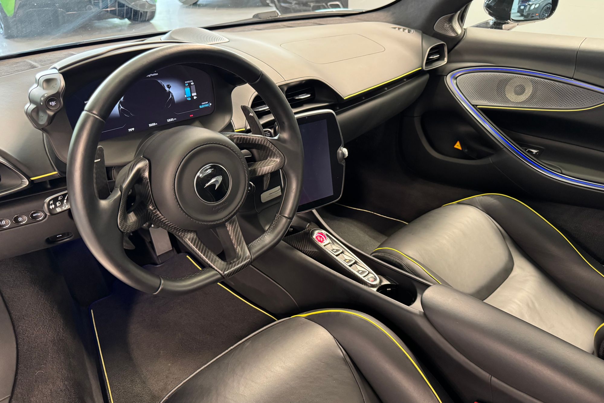 2023 Mclaren ARTURA photo 10