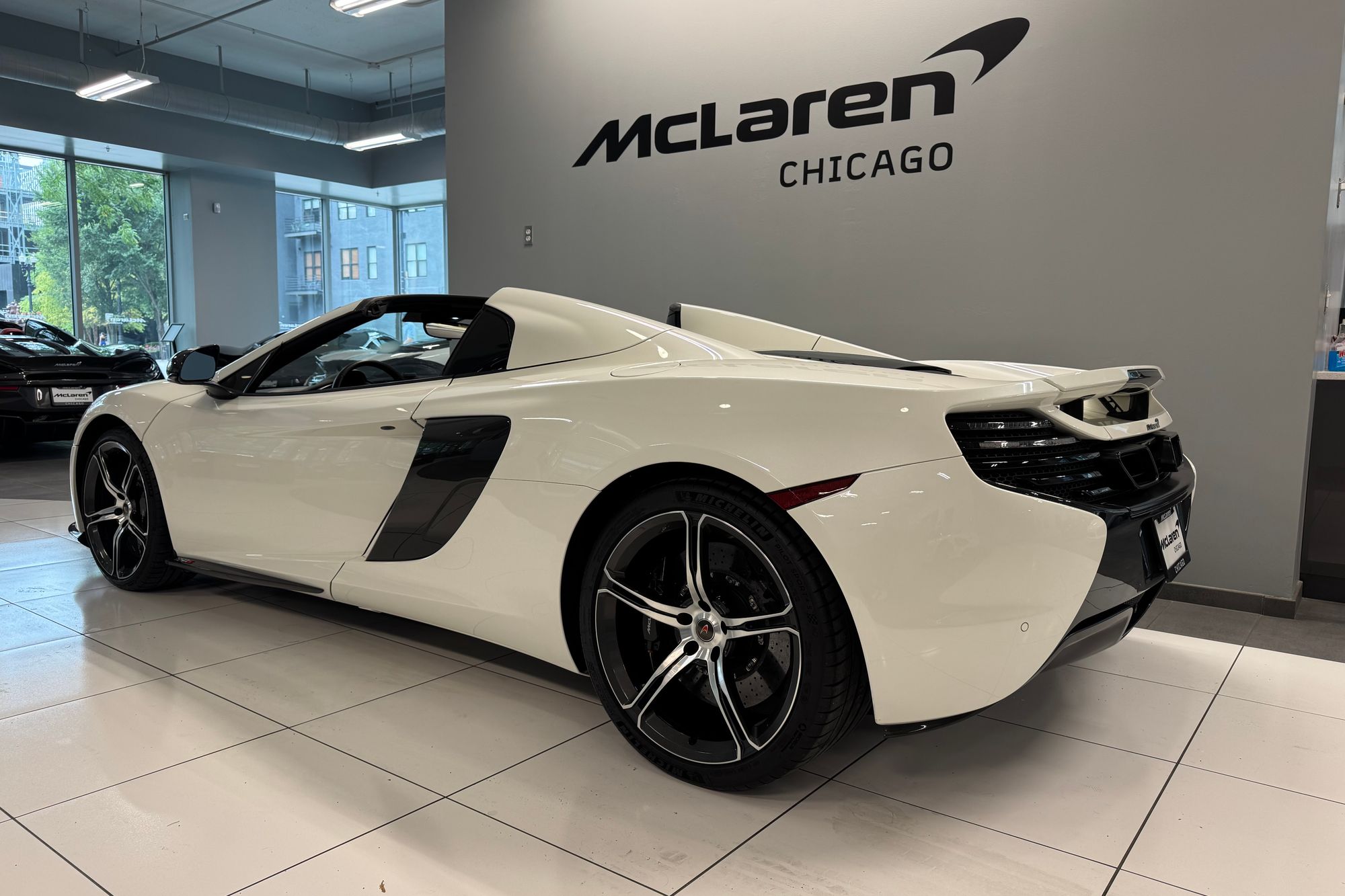 2015 Mclaren 650S Spider S photo 2
