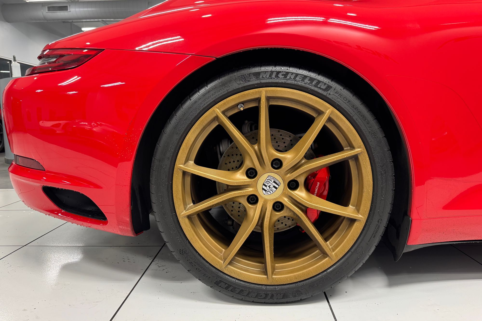 2019 Porsche 911 T photo 16