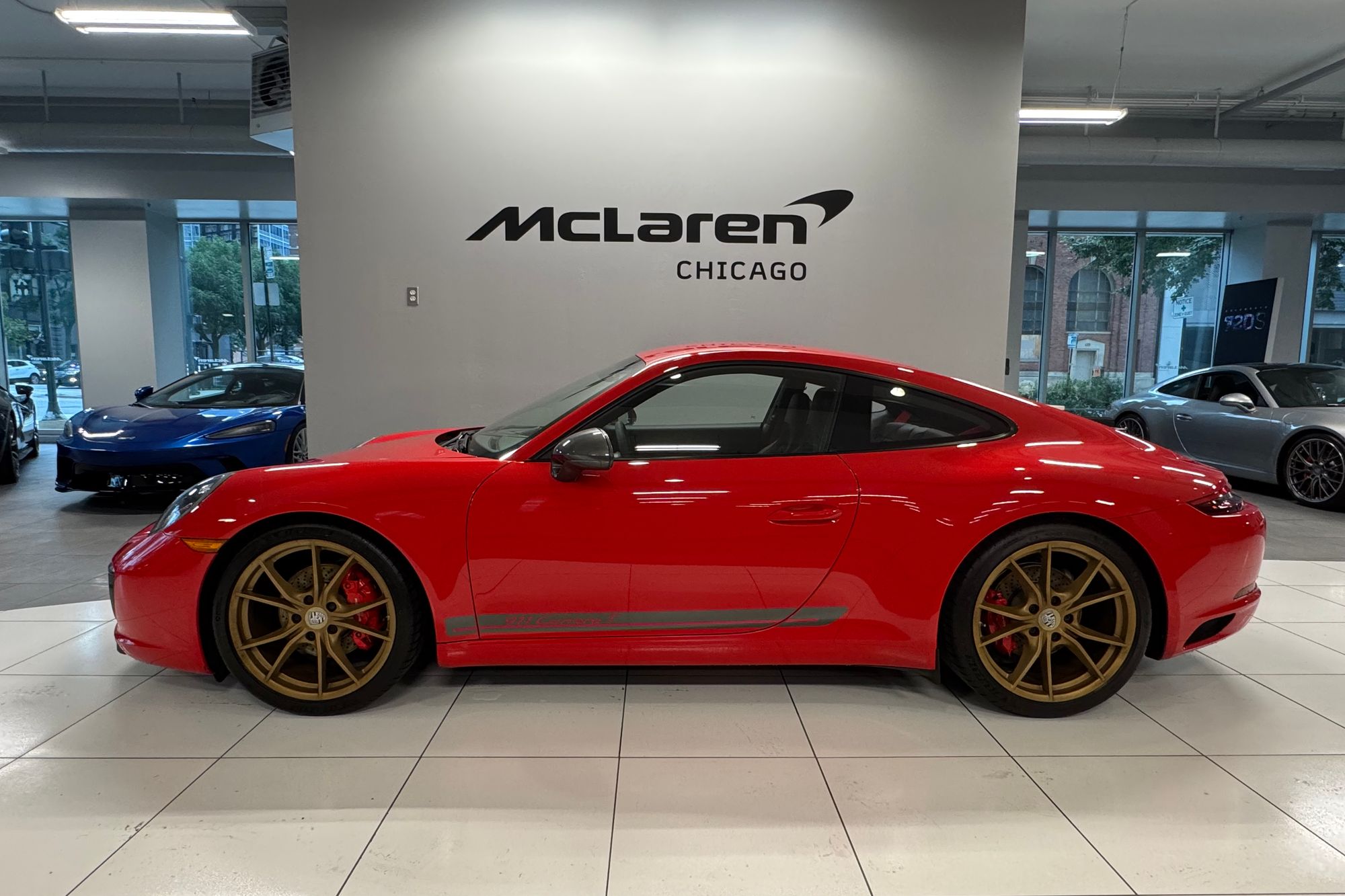 2019 Porsche 911 T photo 2