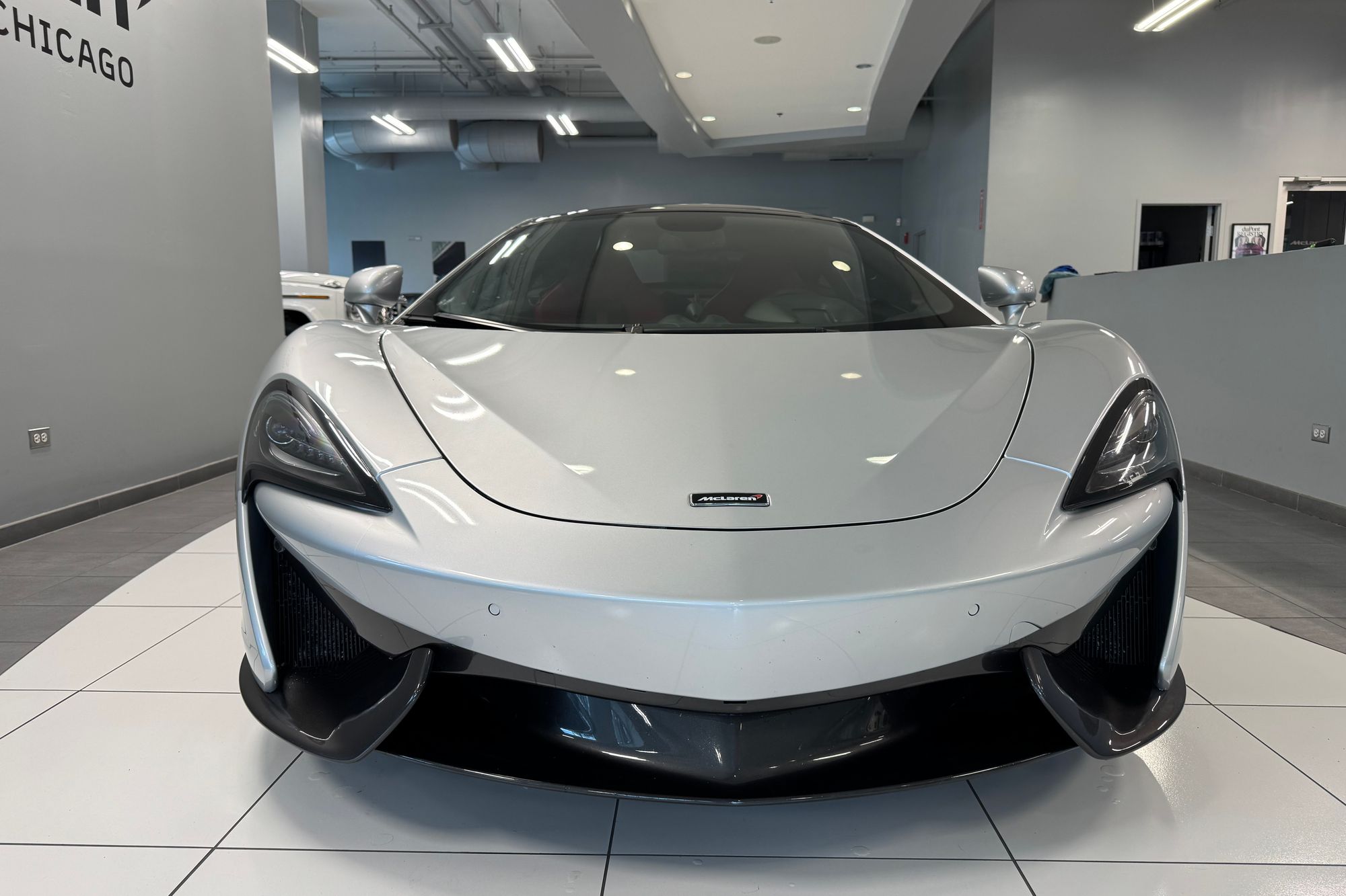 2018 Mclaren 570GT photo 8