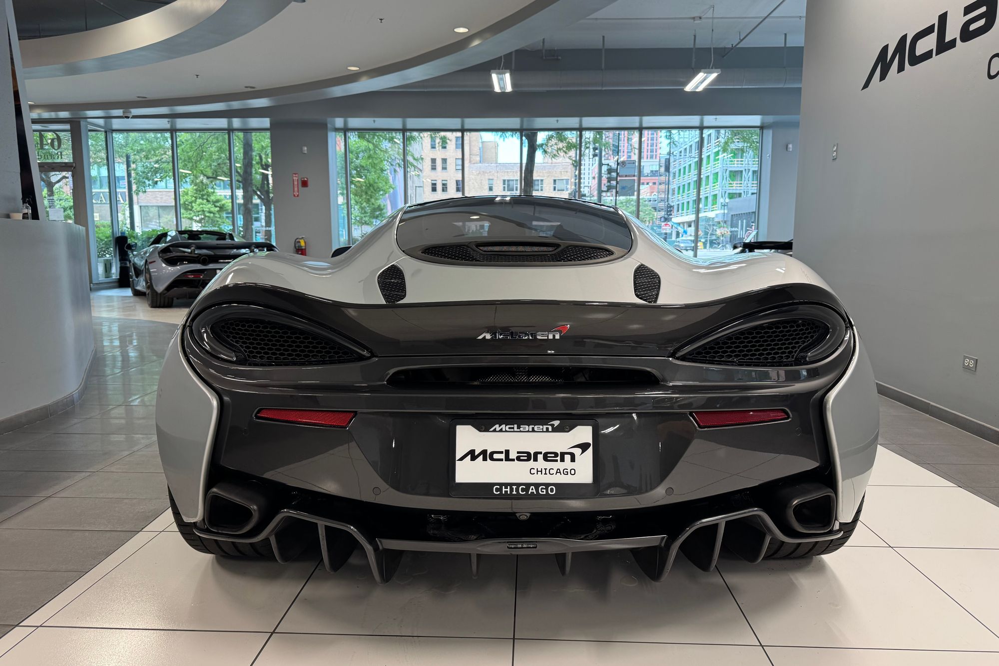 2018 Mclaren 570GT photo 5