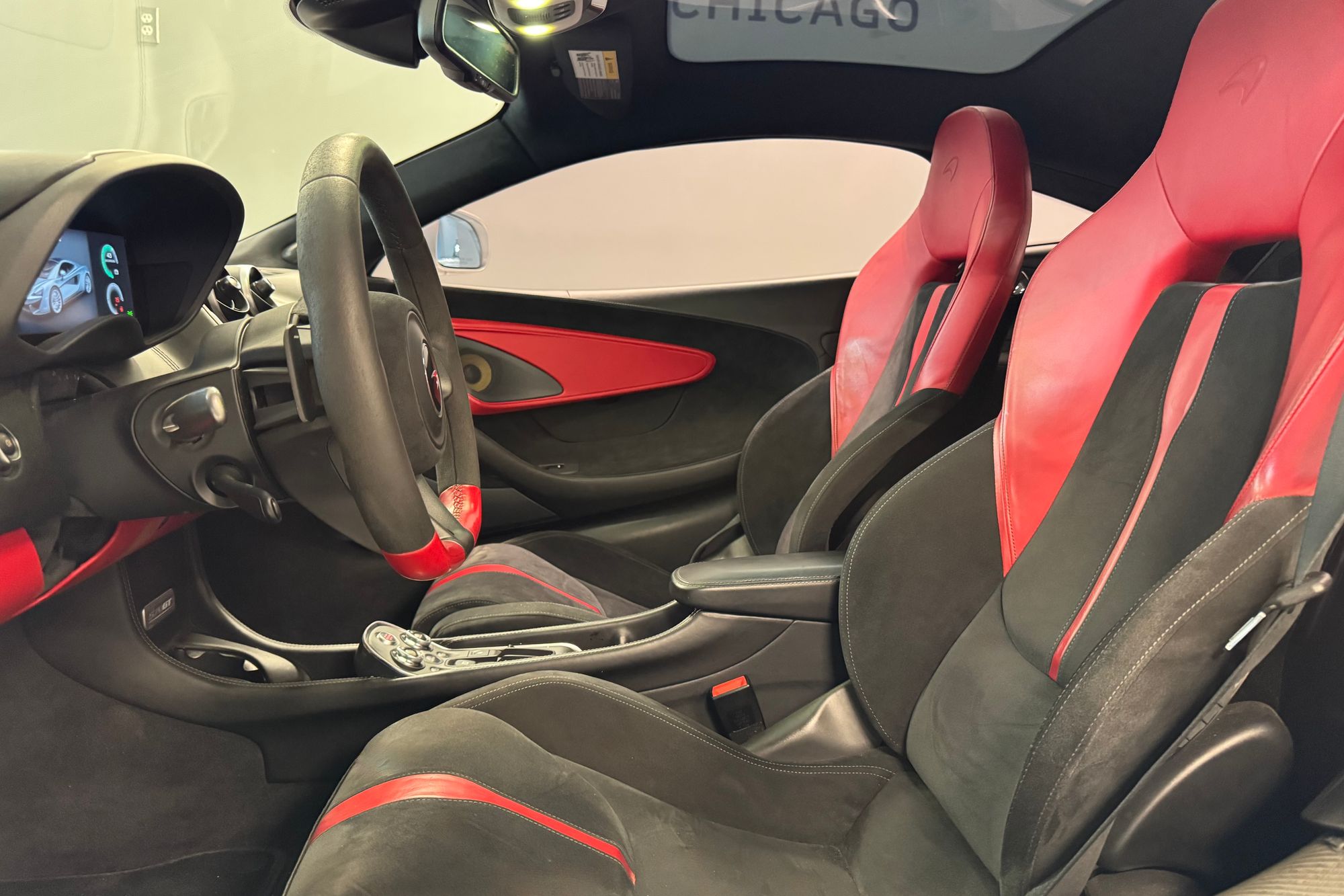2018 Mclaren 570GT photo 2